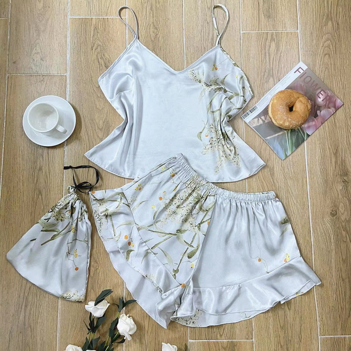 Elegant Floral Print Cami Tops Ruffle Hem Shorts Pajama Set Women'S Sleepwear Loungewear